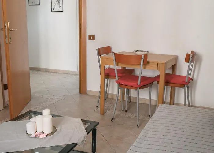Modern 1 Bedroom Near Metro *