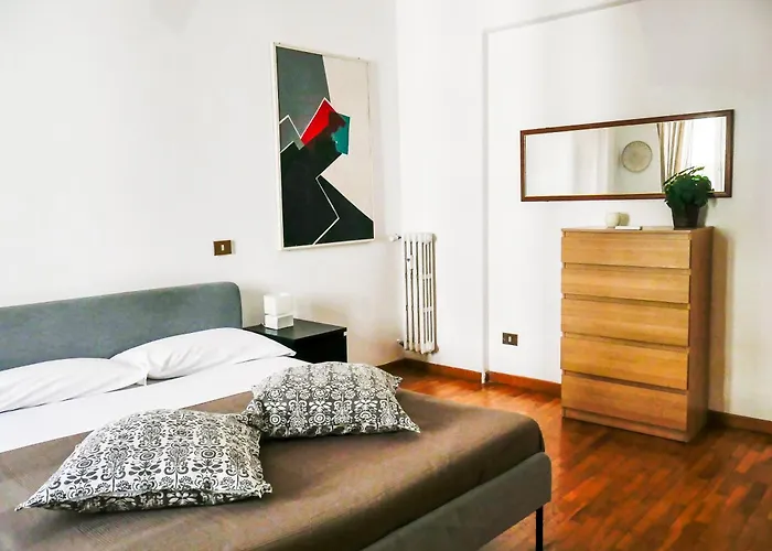 Modern 1 Bedroom Near Metro Appartamento *