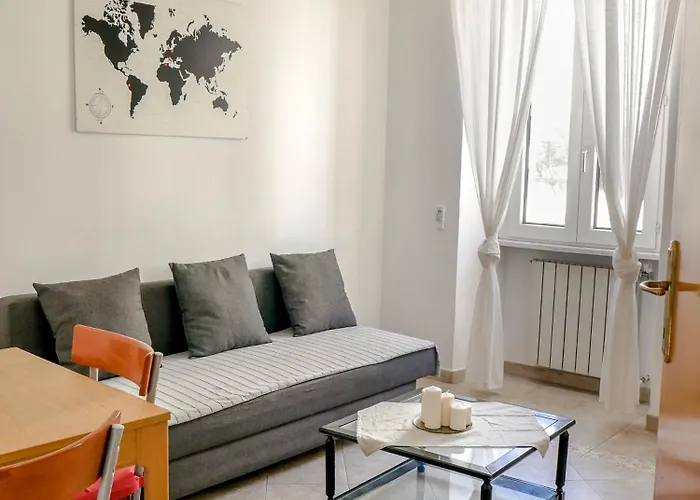 Appartamento Modern 1 Bedroom Near Metro Roma